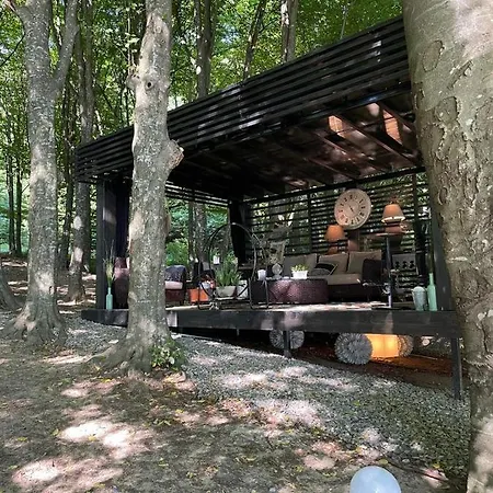 Ferienhaus Luxury House & Glamping Teşila